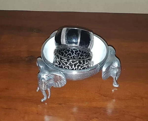ELEPHANT ROUND BOWL - WHITE - Image 5