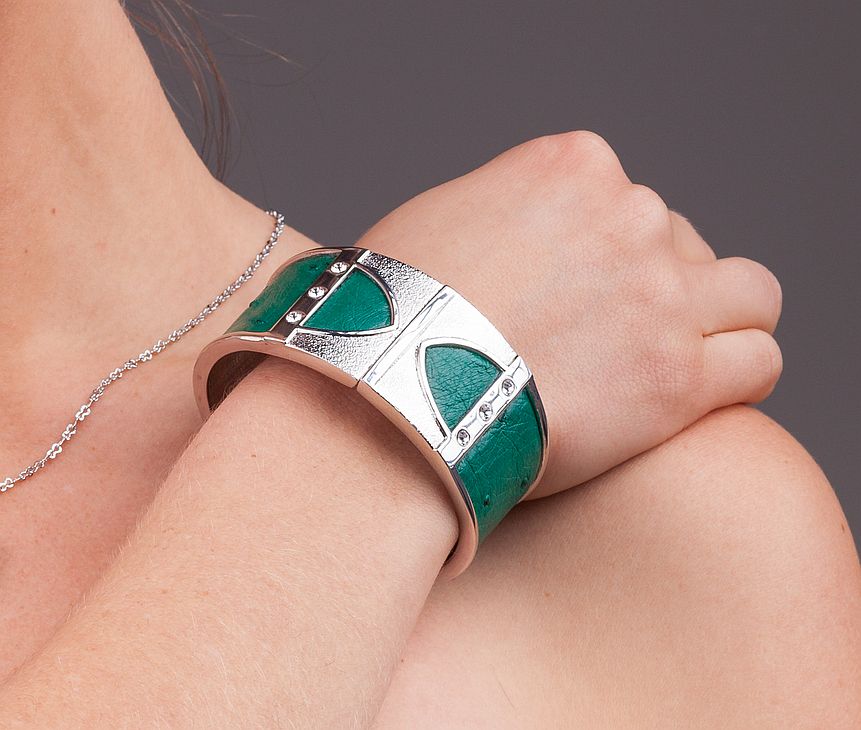 Bangle - Brilliant Green - Image 2