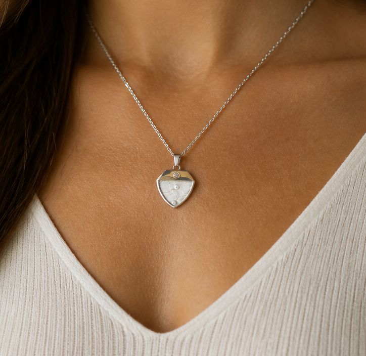 Pendant - white - Image 3