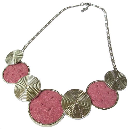 Ostrich necklace - Pink