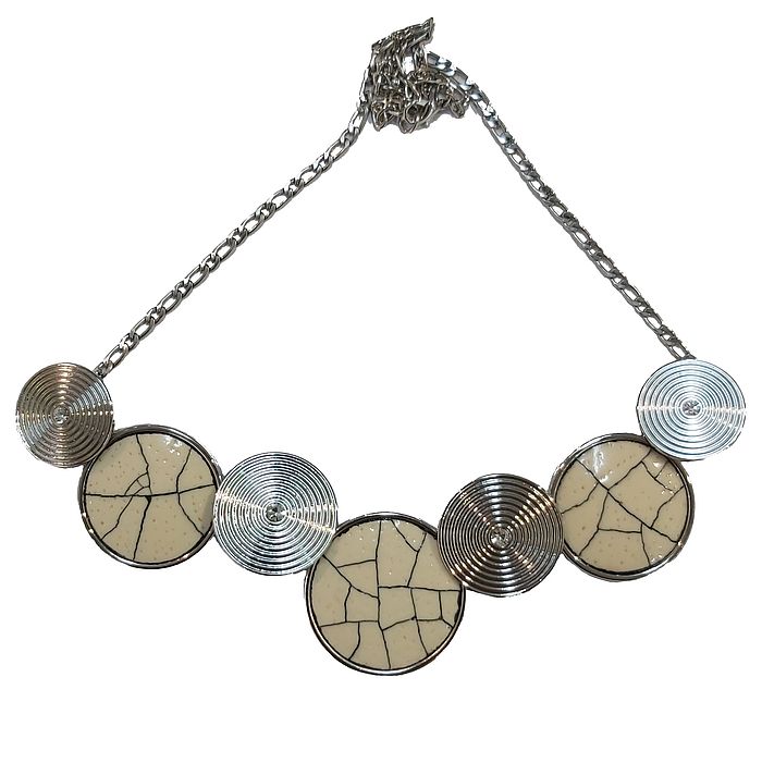 Ostrich necklace - Eggshell